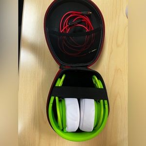 Beats by Dre Mixr Overhead Headphones